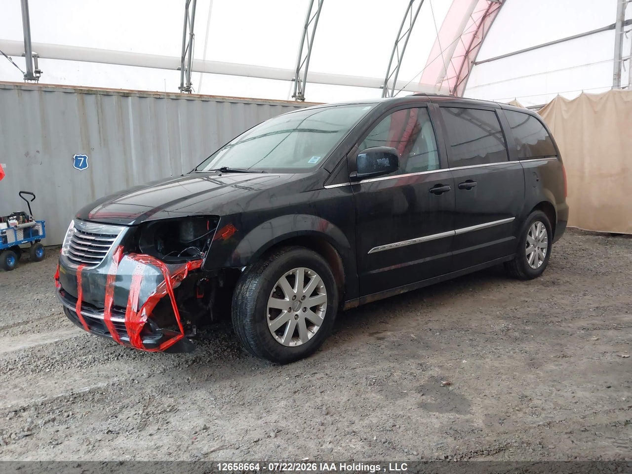 2014 CHRYSLER TOWN & COUNTRY TOURING thumbnail 3