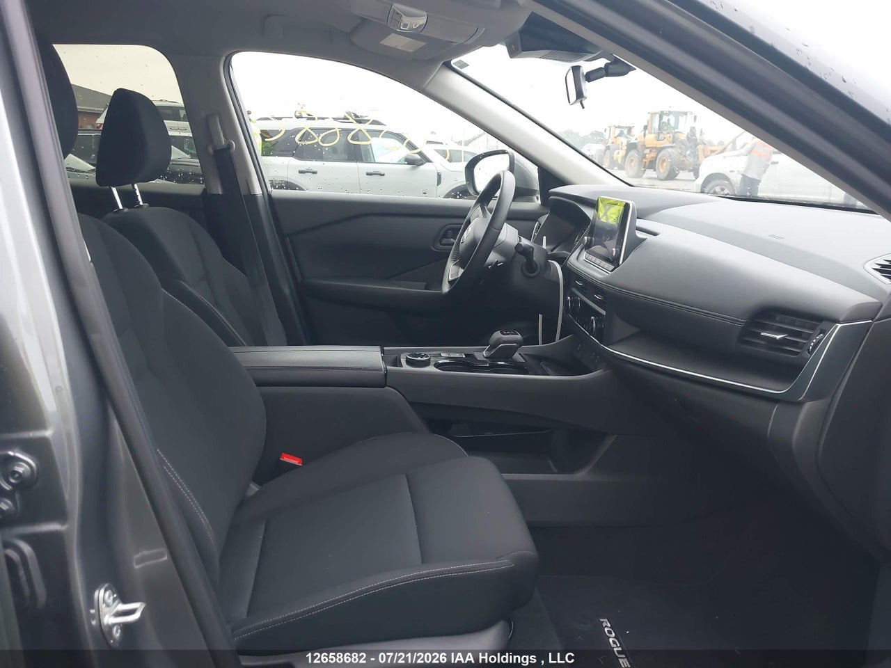 2025 NISSAN ROGUE S thumbnail 6