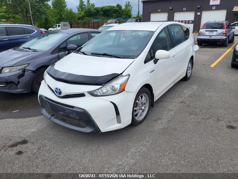 2017 TOYOTA PRIUS V thumbnail 2