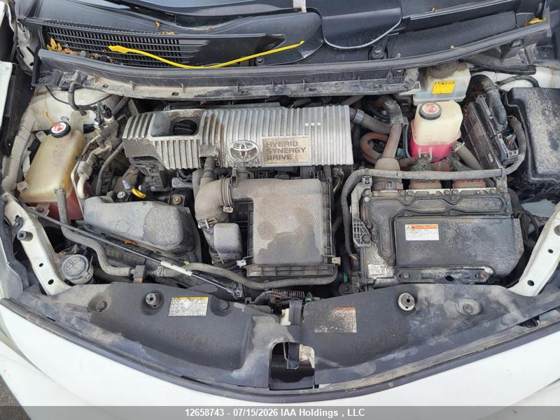 2017 TOYOTA PRIUS V thumbnail 12