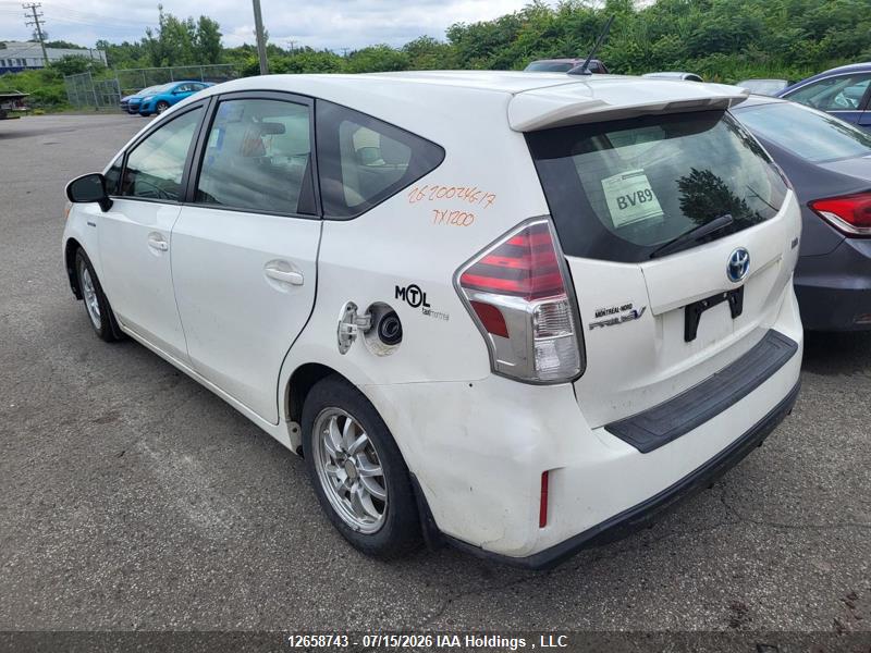 2017 TOYOTA PRIUS V thumbnail 5
