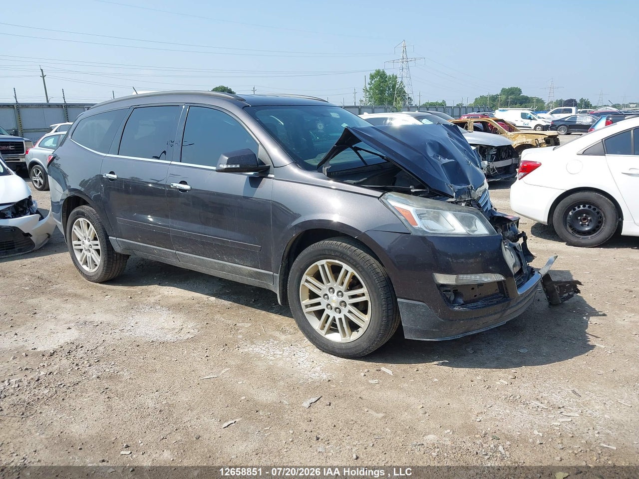 2015 CHEVROLET TRAVERSE LT thumbnail 2