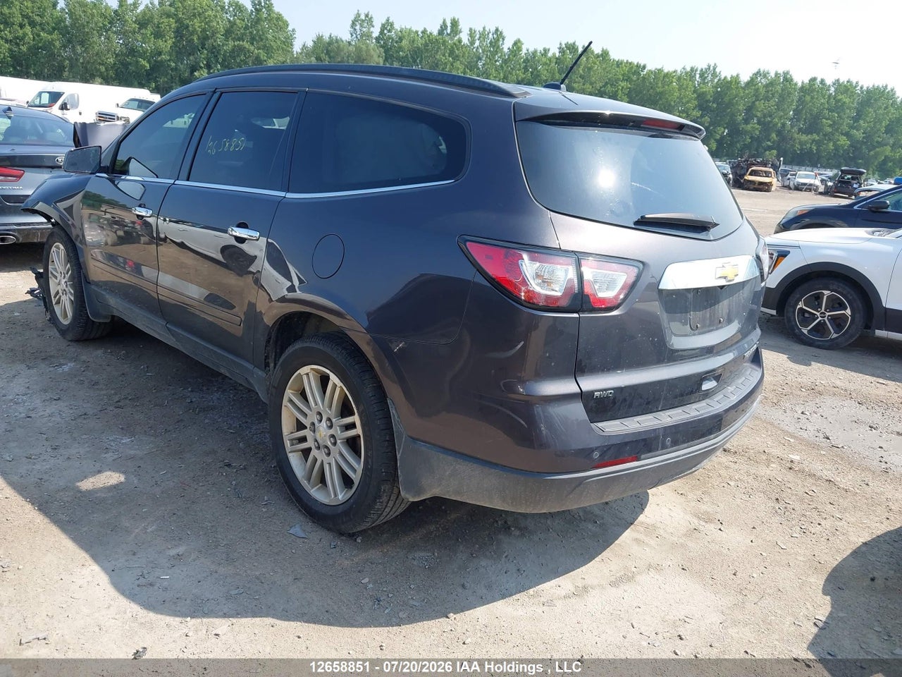 2015 CHEVROLET TRAVERSE LT thumbnail 4
