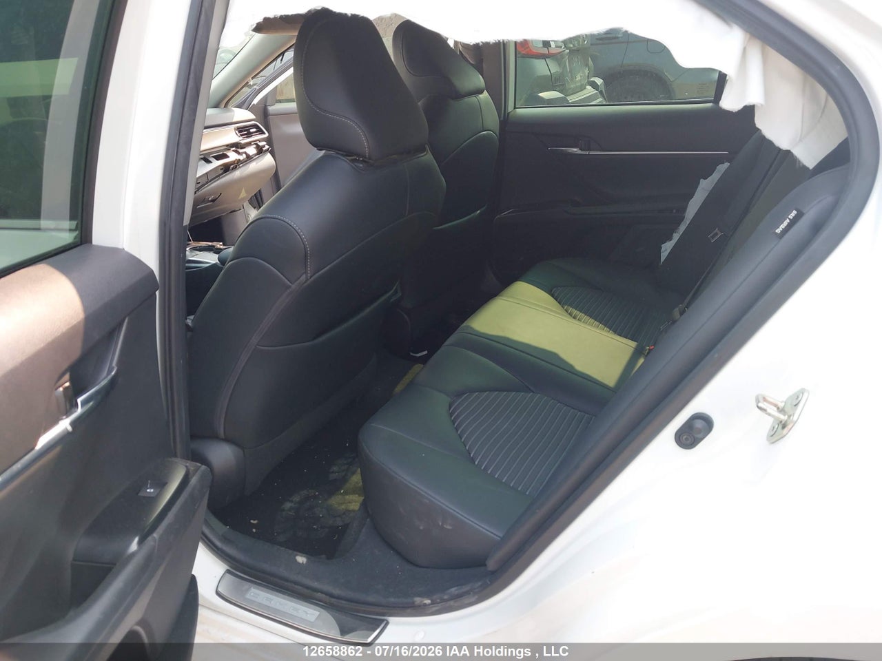 2020 TOYOTA CAMRY SE thumbnail 9