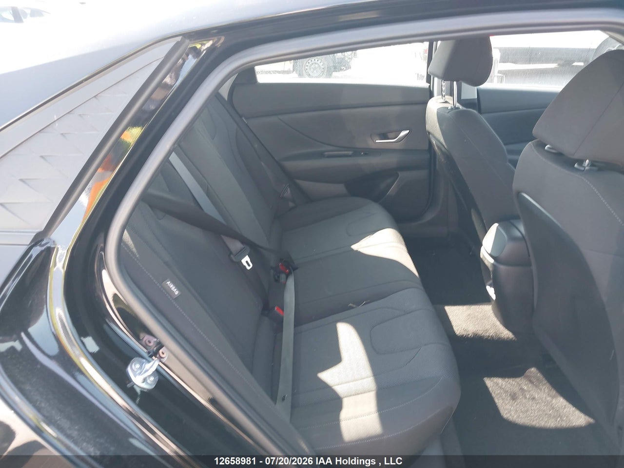 2025 HYUNDAI ELANTRA ESSENTIAL thumbnail 9