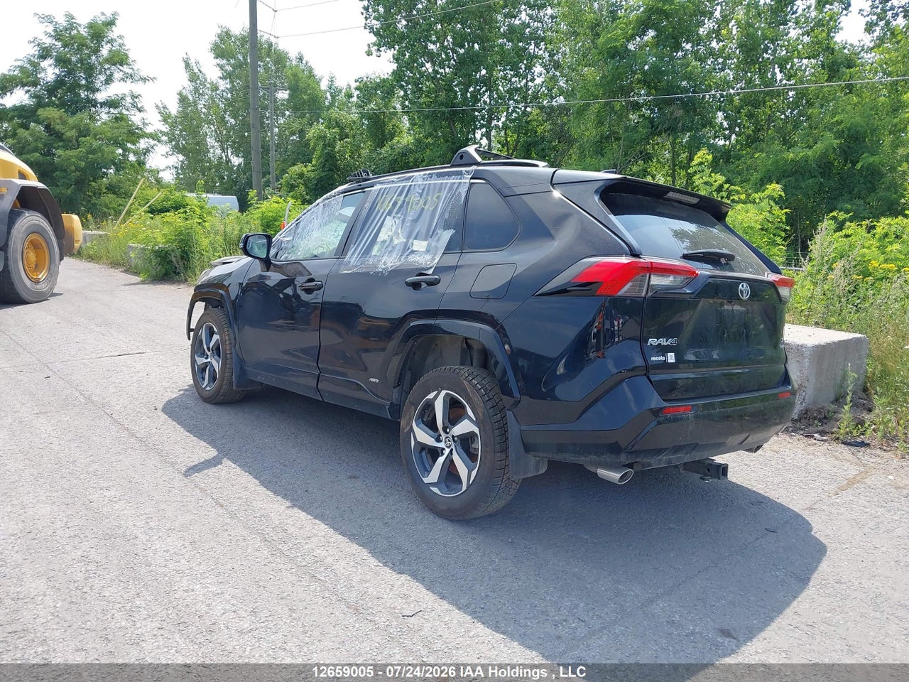 2025 TOYOTA RAV4 XSE thumbnail 4