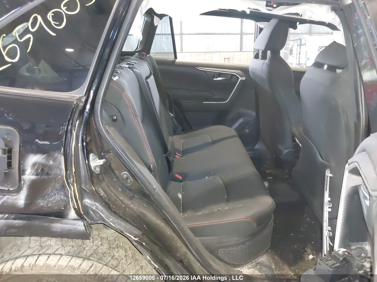 2025 TOYOTA RAV4 XSE thumbnail 9