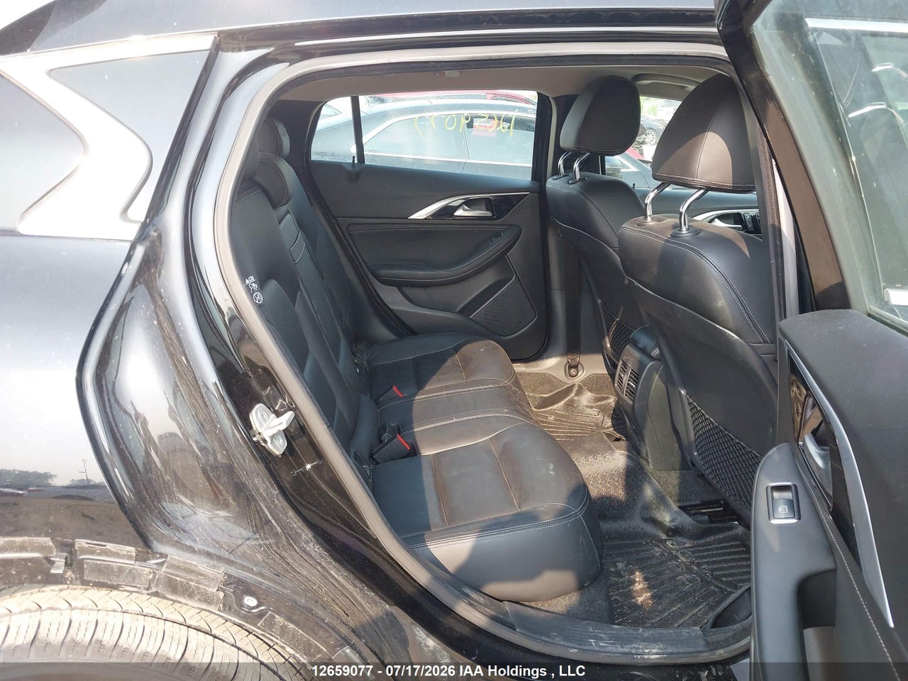 2017 INFINITI QX30 thumbnail 9