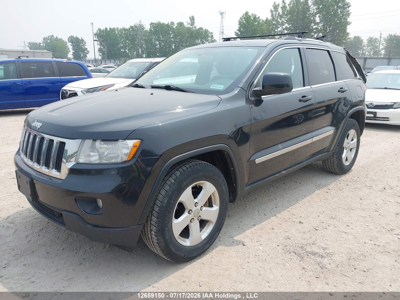 2013 JEEP GRAND CHEROKEE LAREDO thumbnail 3
