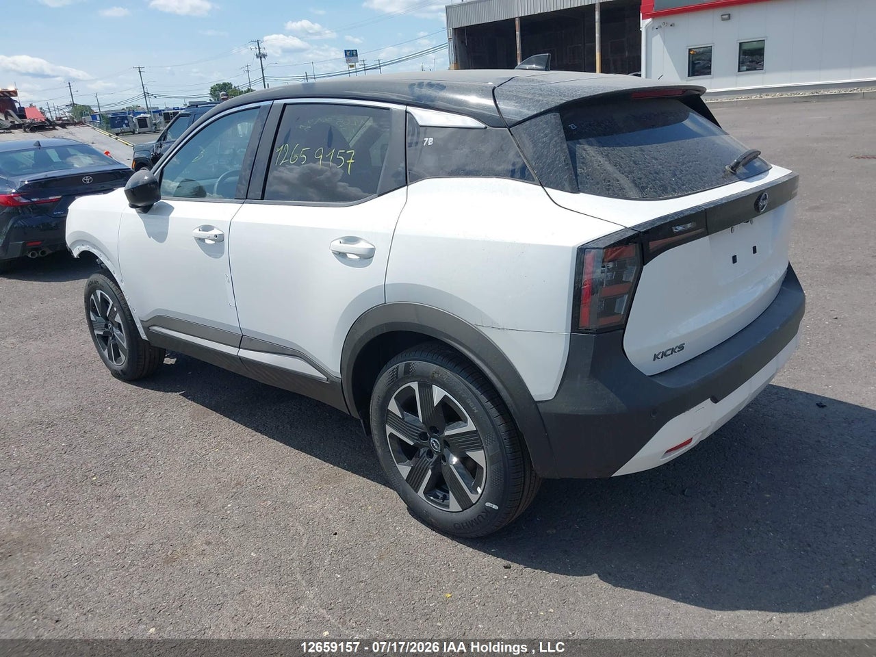 2026 NISSAN KICKS SV thumbnail 4