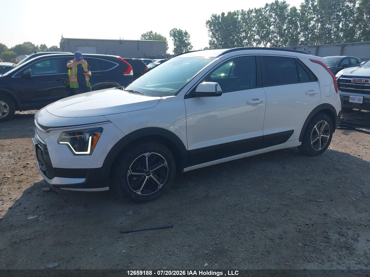 2024 KIA NIRO EX thumbnail 3