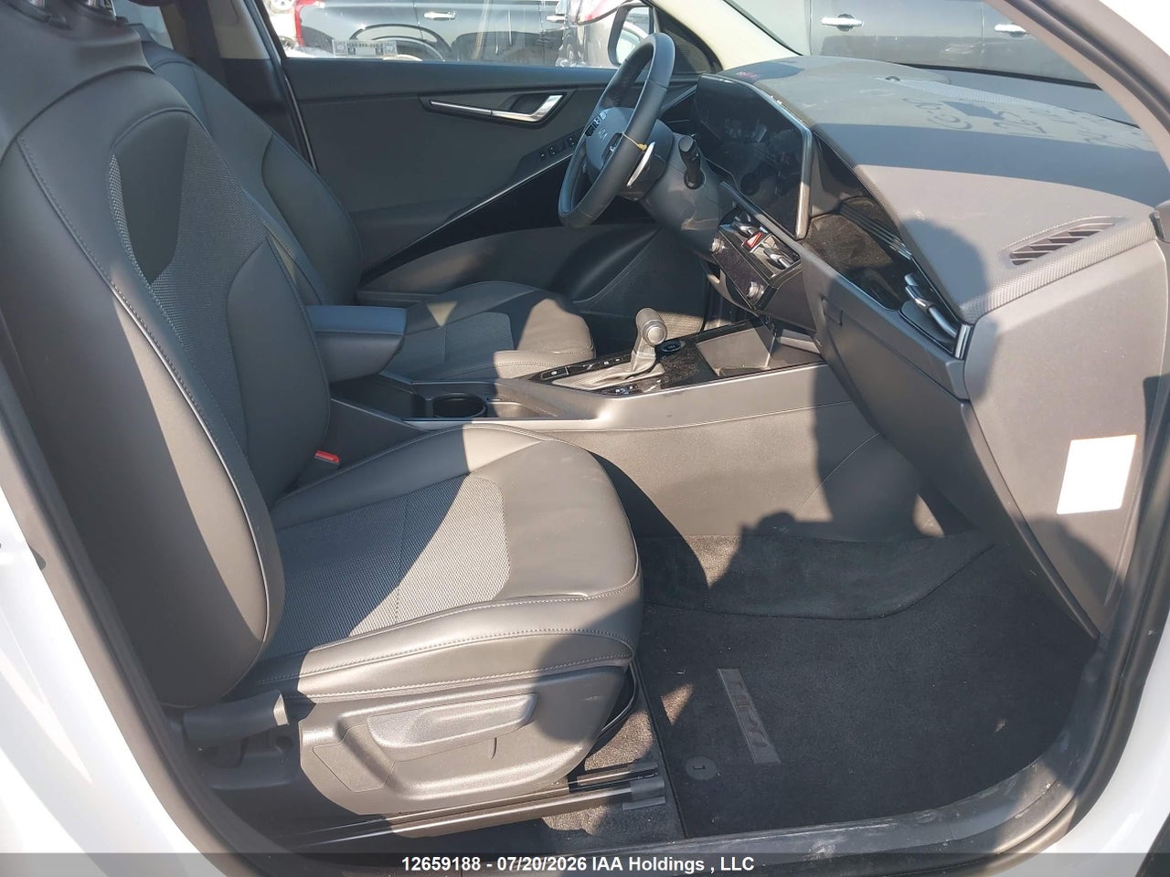 2024 KIA NIRO EX thumbnail 6