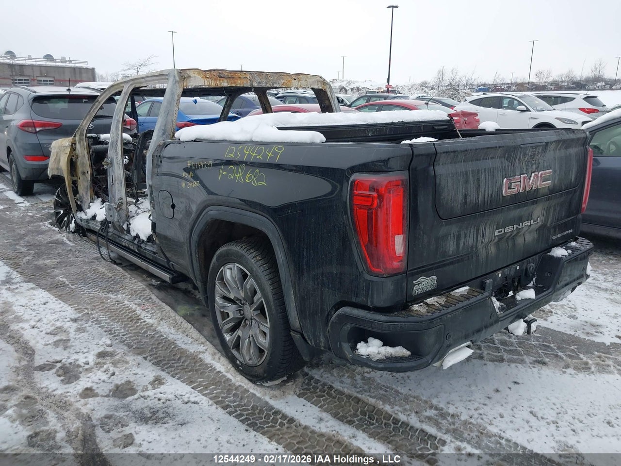 2023 GMC SIERRA 1500 DENALI thumbnail 4