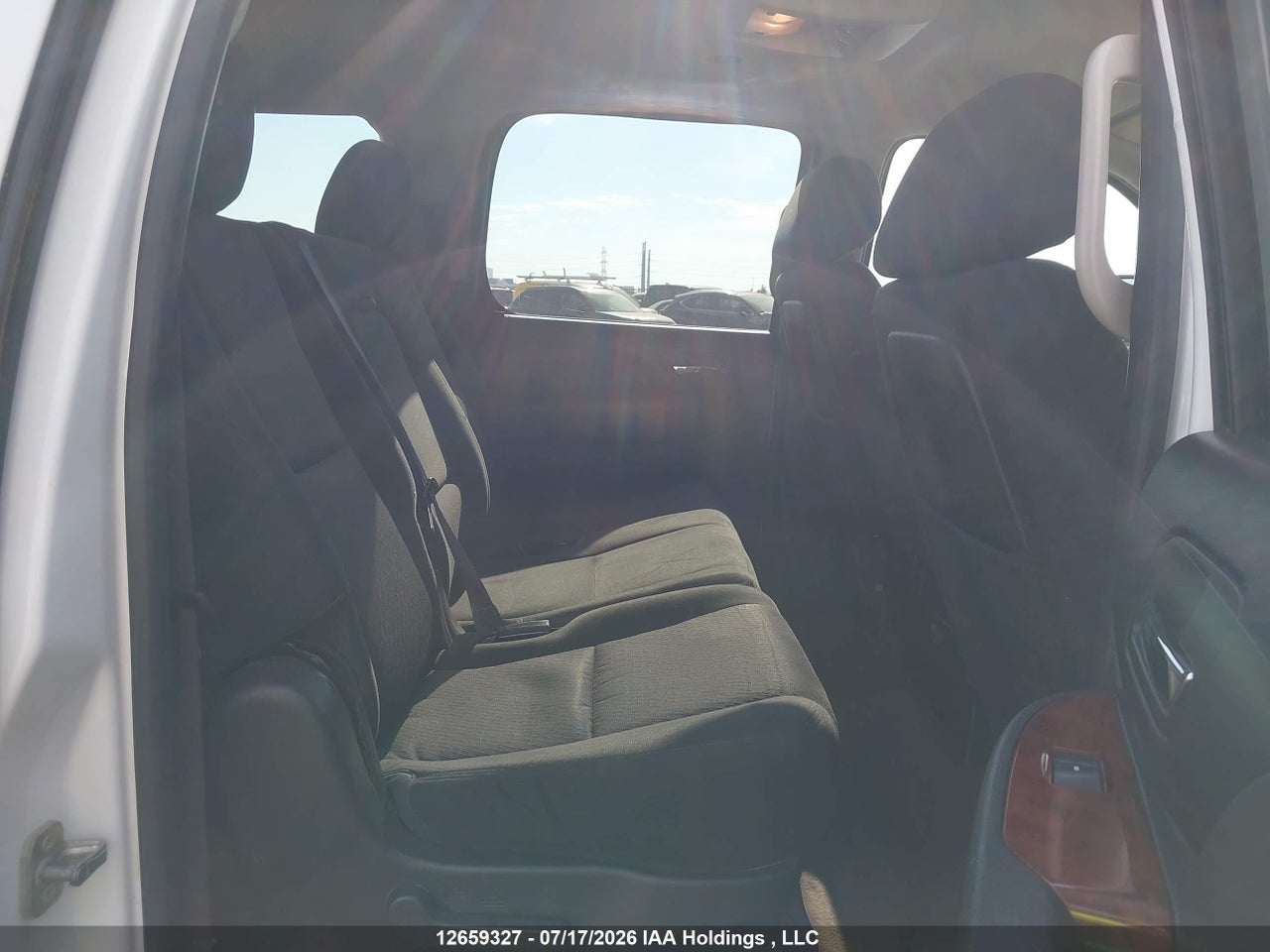 2014 GMC YUKON XL K1500 SLE thumbnail 9
