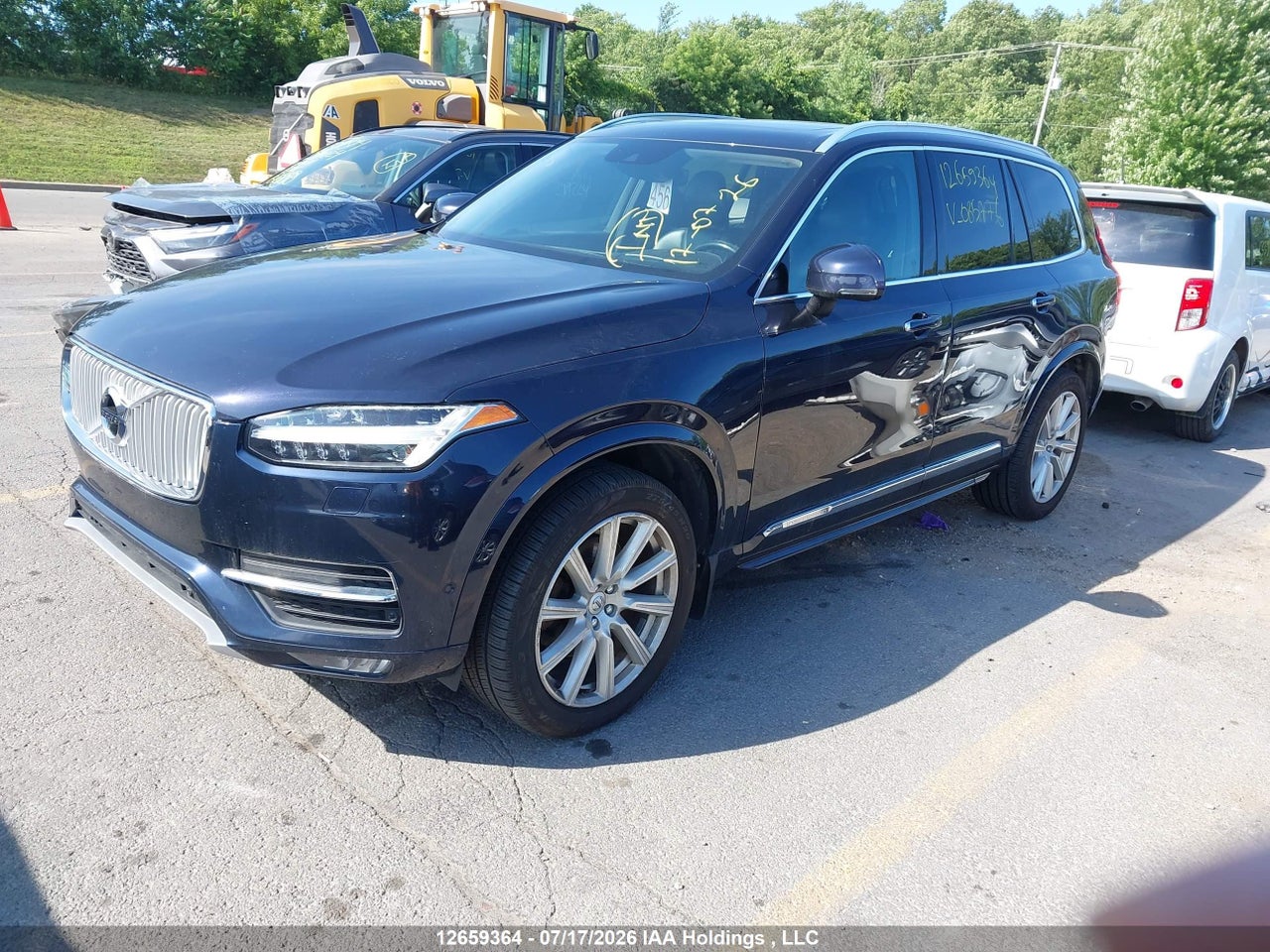 2016 VOLVO XC90 T6 INSCRIPTION thumbnail 3