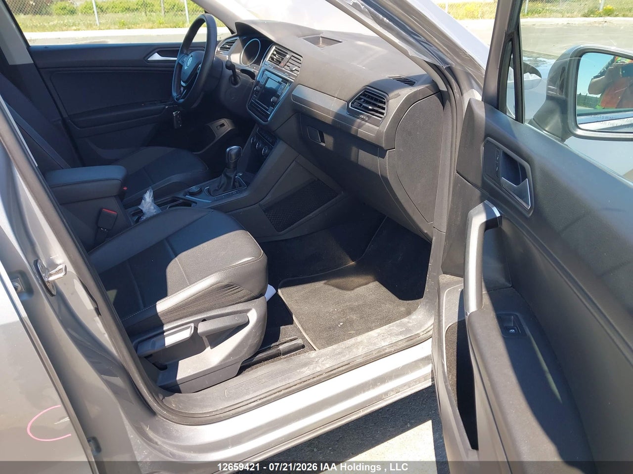 2020 VOLKSWAGEN TIGUAN COMFORTLINE/IQ DRIVE thumbnail 6
