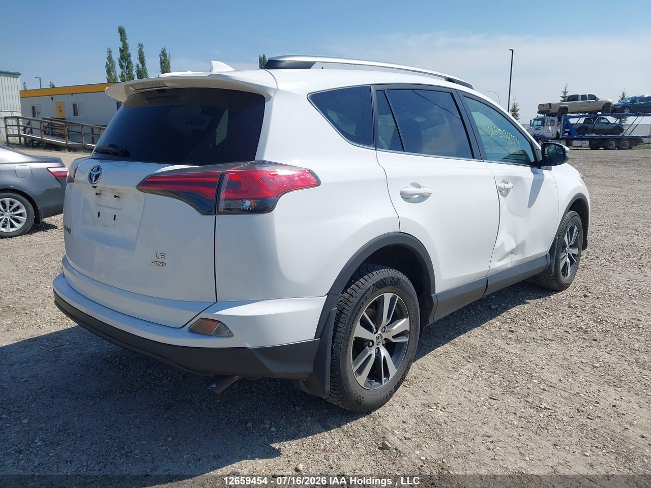 2018 TOYOTA RAV4 LE thumbnail 5