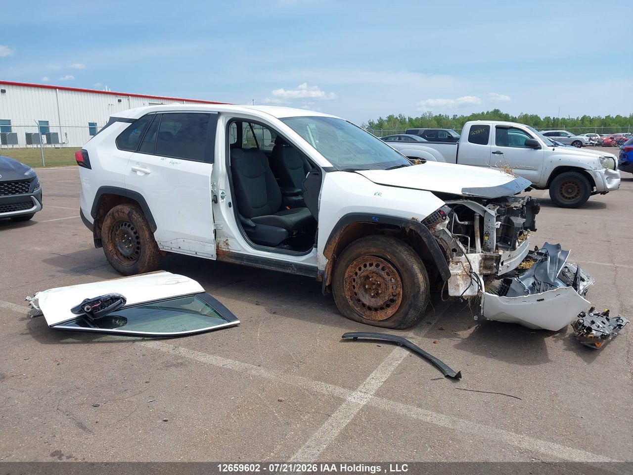2025 TOYOTA RAV4 LE thumbnail 2