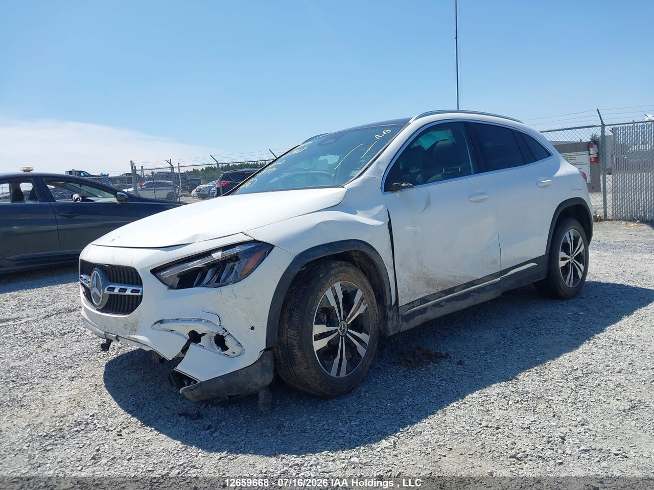 2026 MERCEDES BENZ GLA 250 4MATIC thumbnail 3