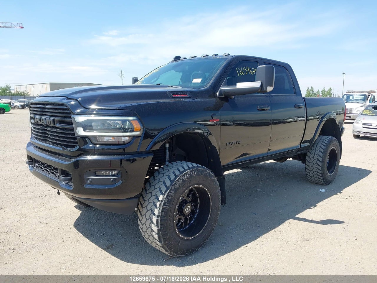 2020 RAM 2500 LARAMIE thumbnail 3