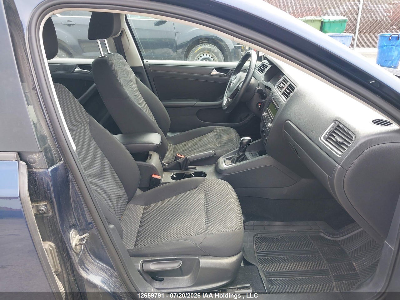 2013 VOLKSWAGEN JETTA thumbnail 6