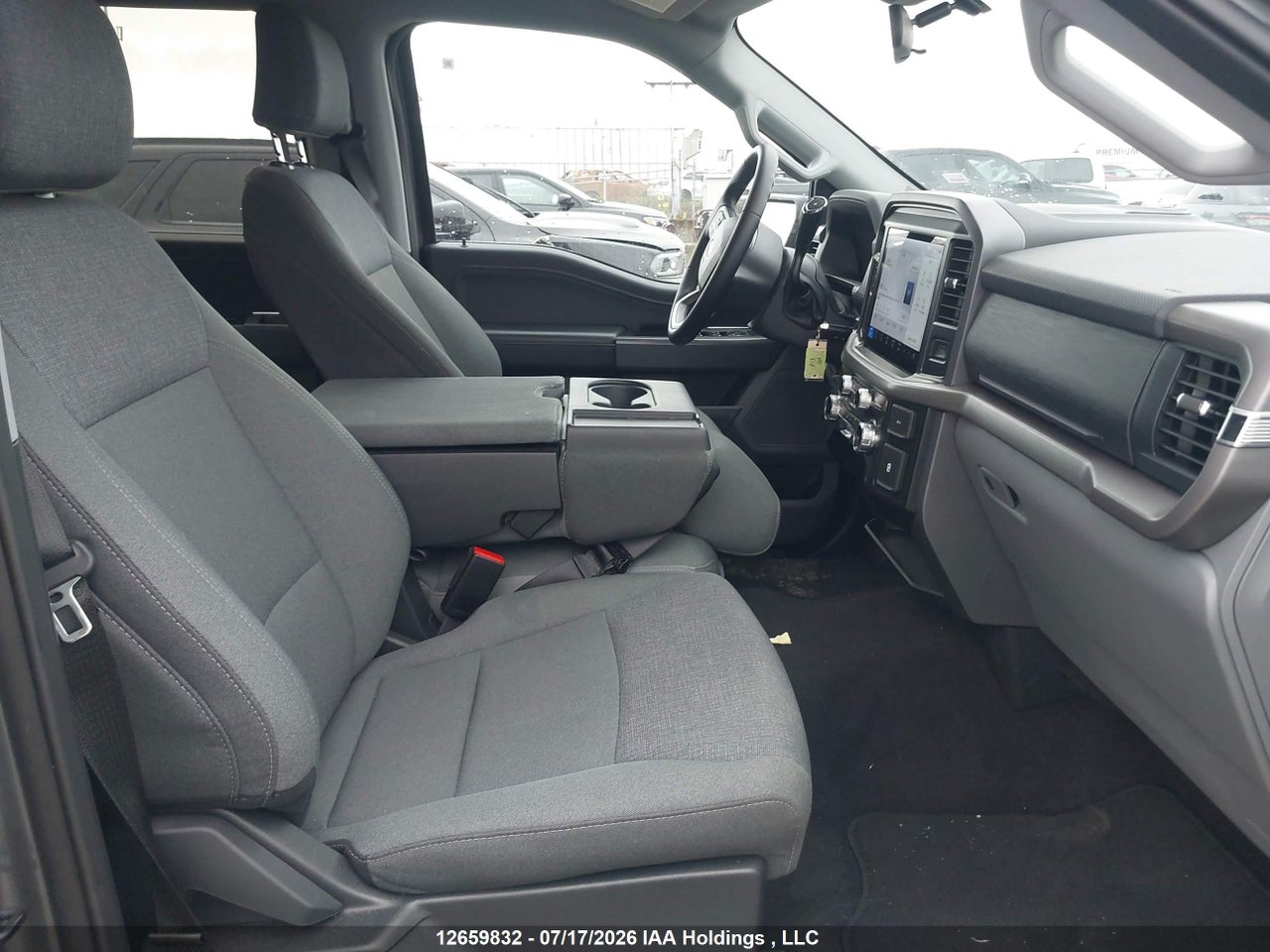 2025 FORD F150 XLT thumbnail 6