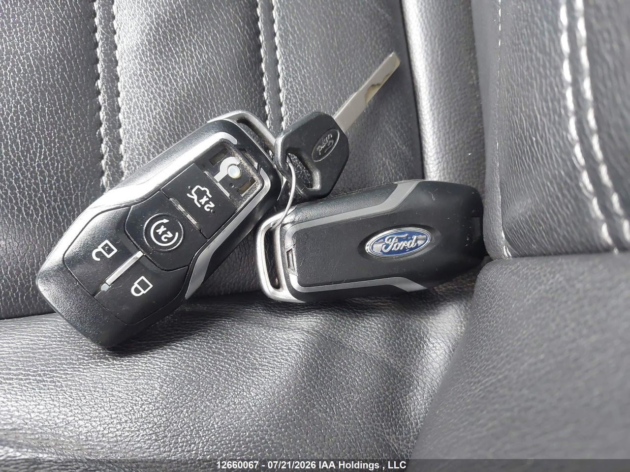 2016 FORD FUSION SE thumbnail 12