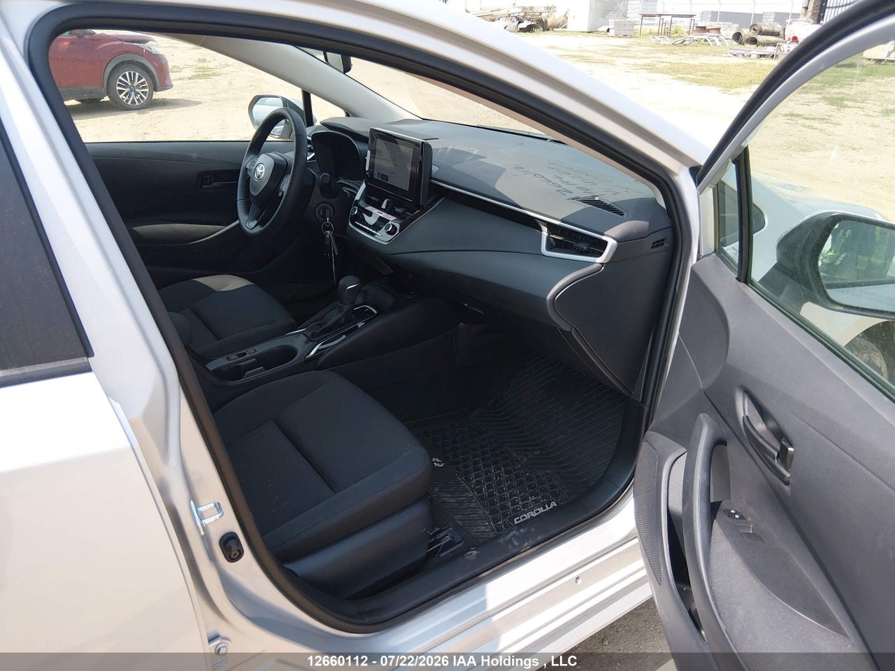 2026 TOYOTA COROLLA LE thumbnail 6