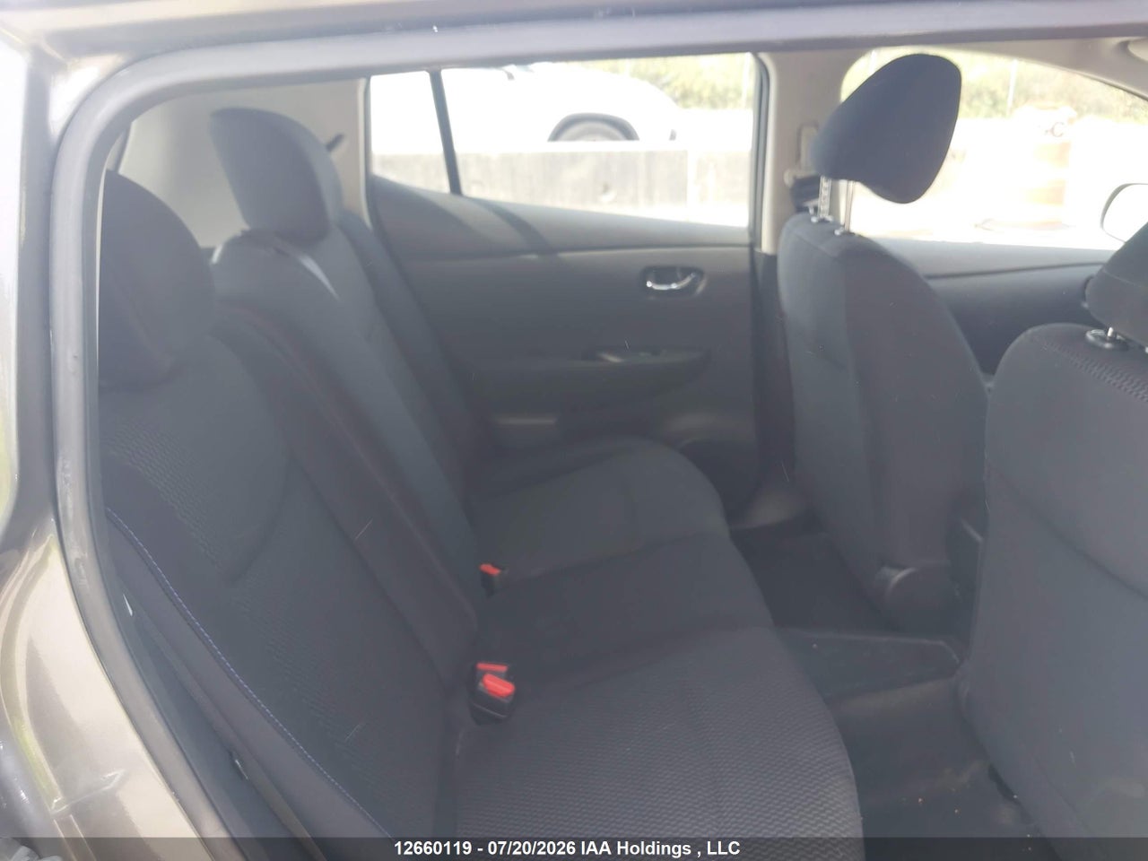 2016 NISSAN LEAF S thumbnail 9