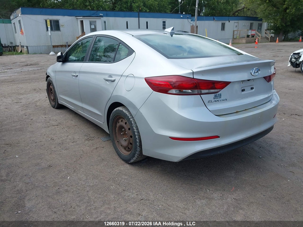 2017 HYUNDAI ELANTRA SE/VALUE/LIMITED thumbnail 4