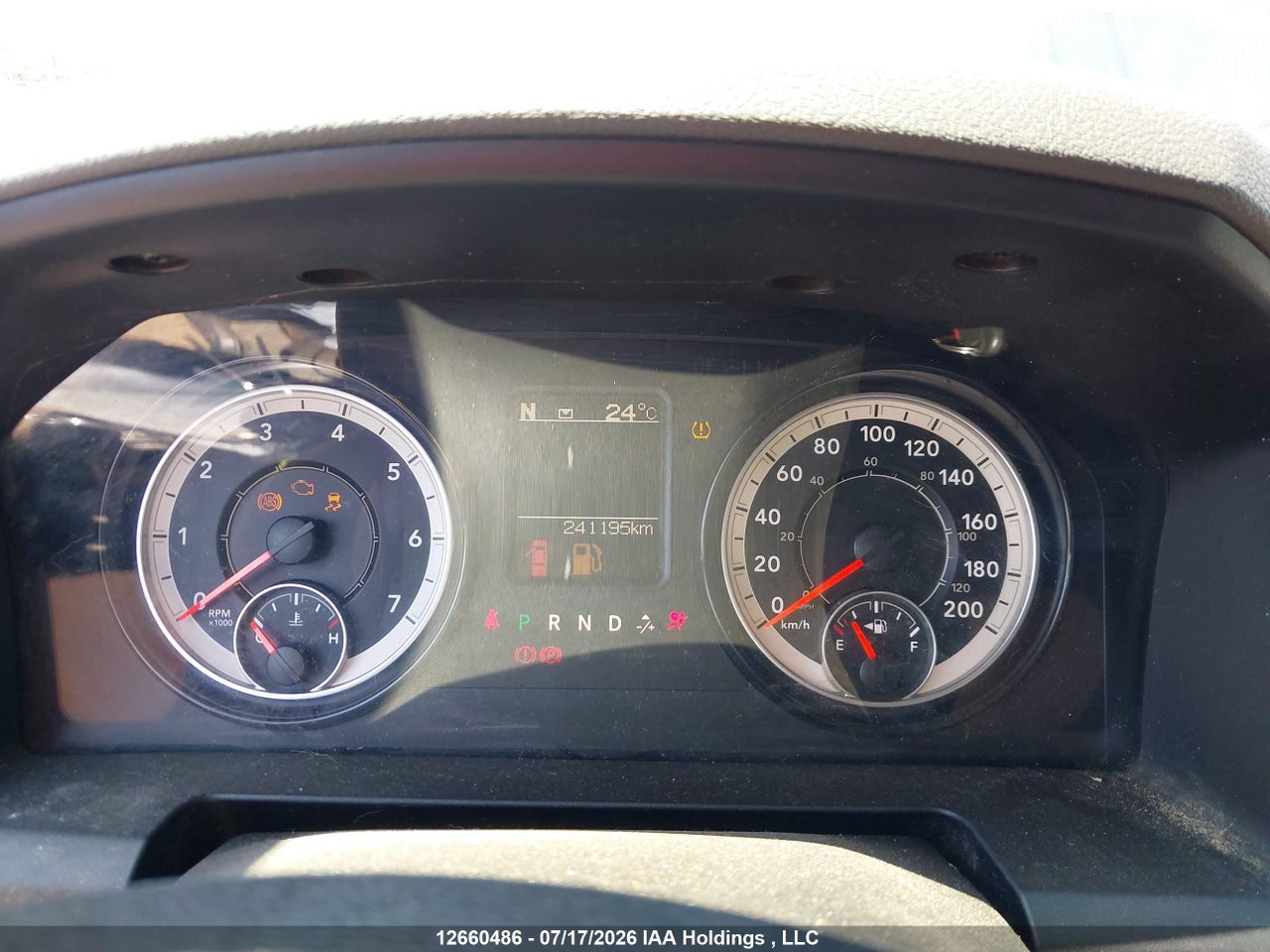 2018 RAM 1500 ST thumbnail 8