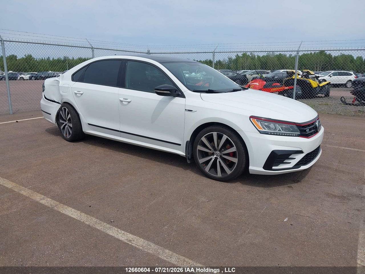 2018 VOLKSWAGEN PASSAT 3.6L VR6 GT thumbnail 2