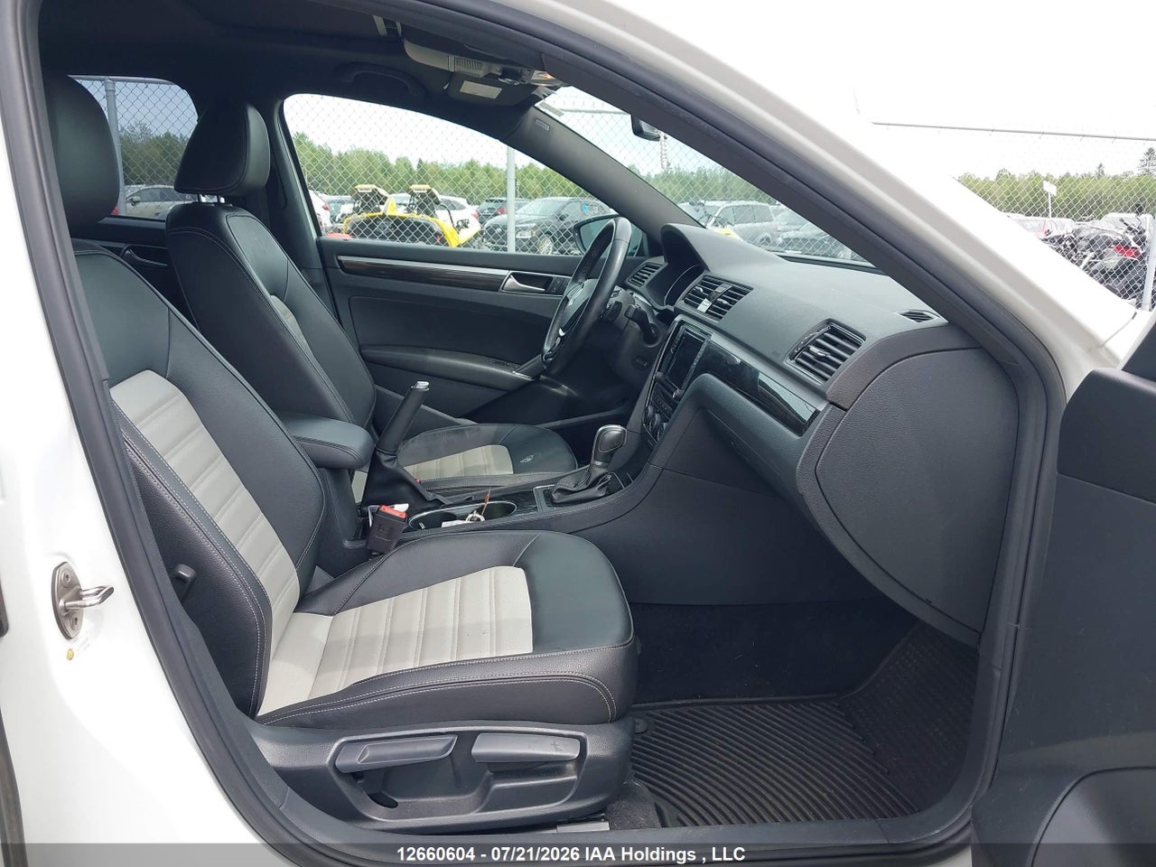 2018 VOLKSWAGEN PASSAT 3.6L VR6 GT thumbnail 6
