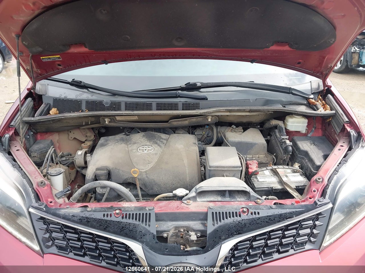 2019 TOYOTA SIENNA SE 8-PASSENGER thumbnail 11
