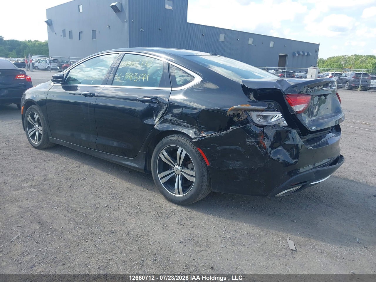 2015 CHRYSLER 200 thumbnail 4