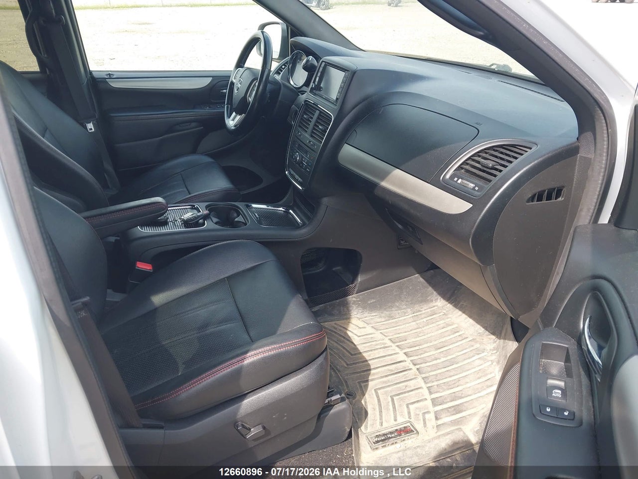 2020 DODGE GRAND CARAVAN GT thumbnail 6