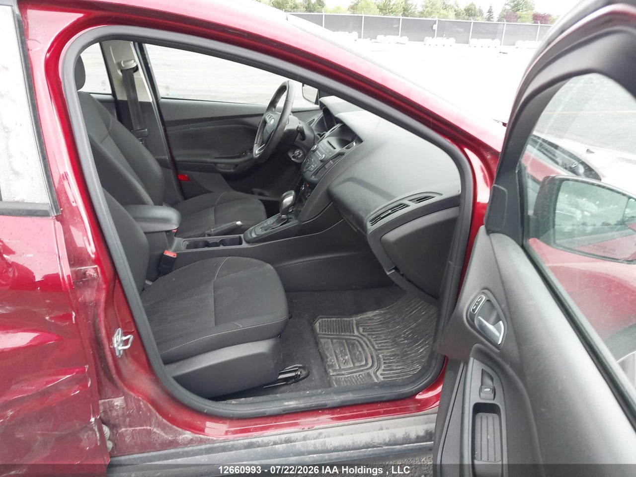2017 FORD FOCUS SE thumbnail 6