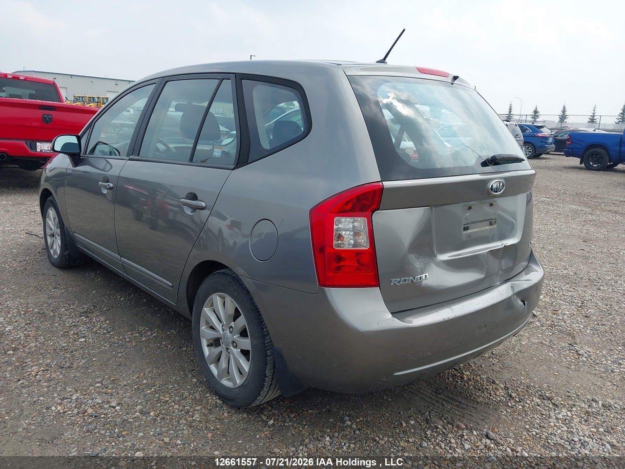 2012 KIA RONDO thumbnail 4