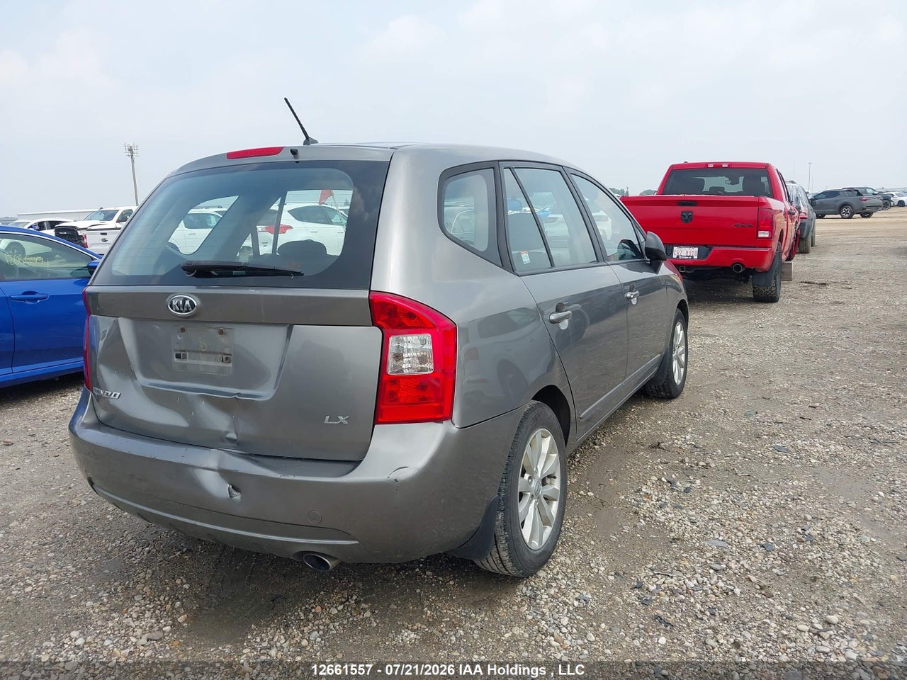 2012 KIA RONDO thumbnail 5