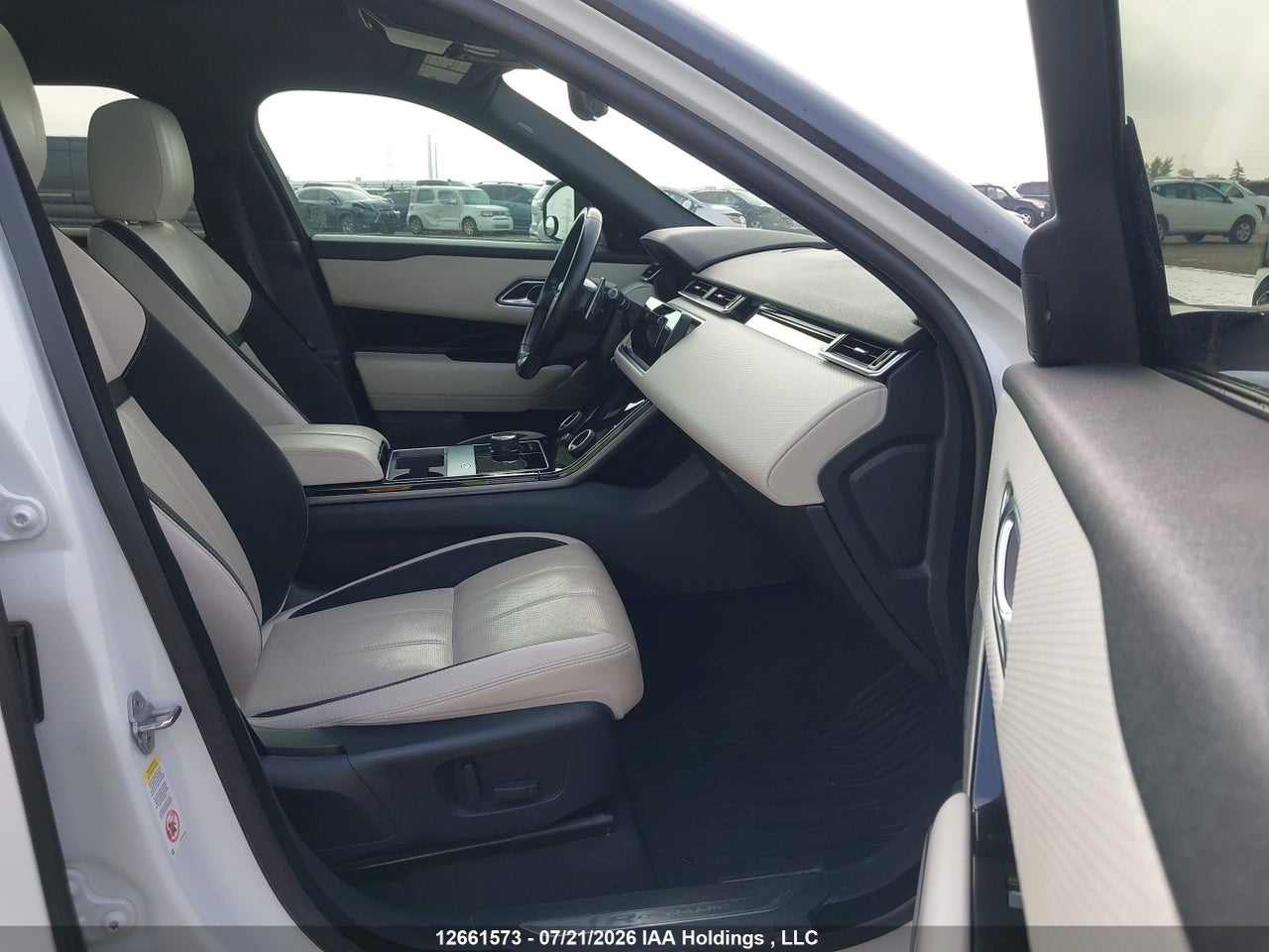 2019 LAND ROVER RANGE ROVER VELAR R-DYNAMIC SE thumbnail 6