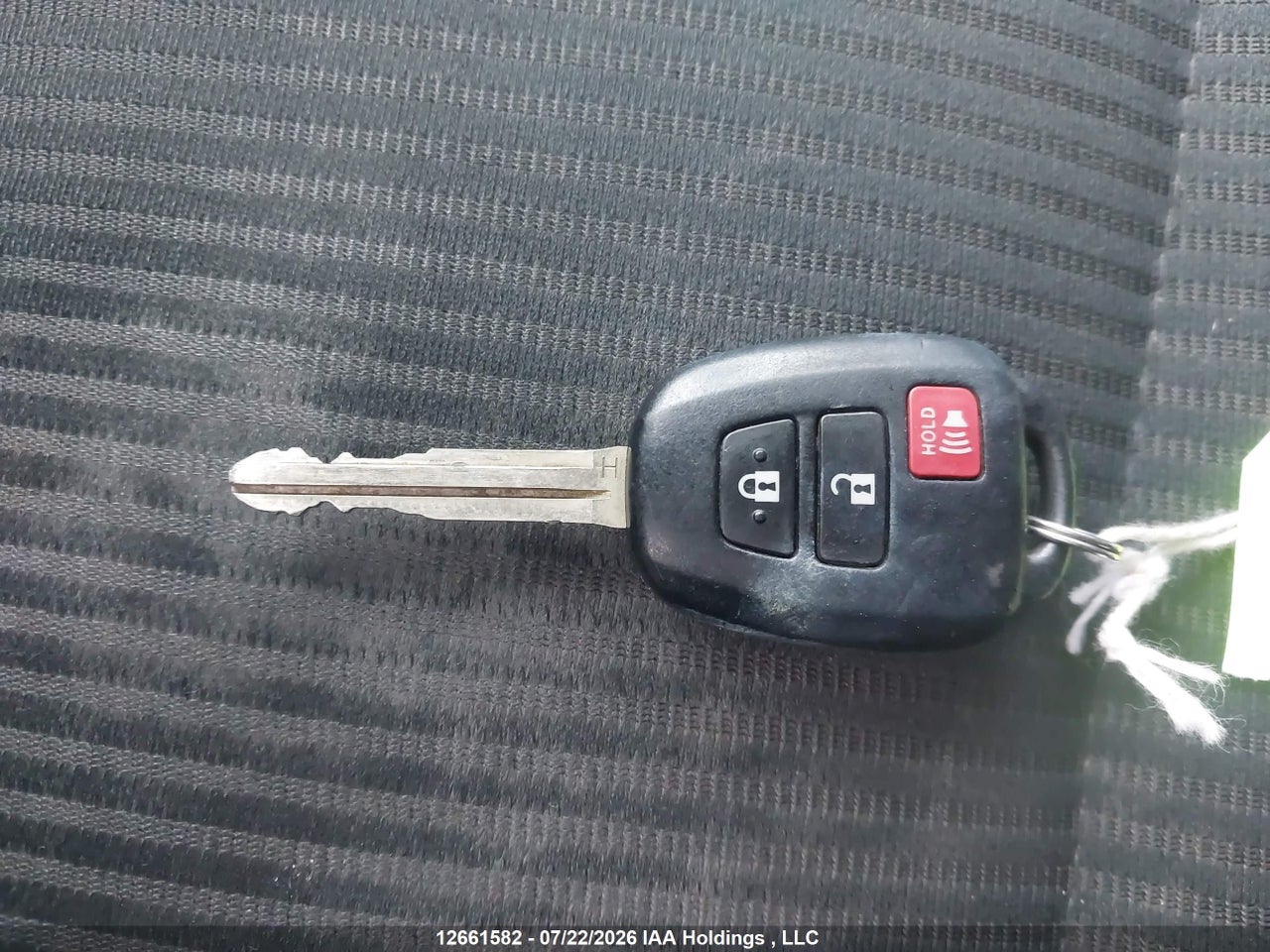 2015 TOYOTA RAV4 LE thumbnail 12