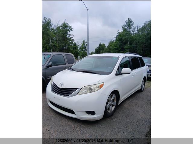 2012 TOYOTA SIENNA LE thumbnail 7