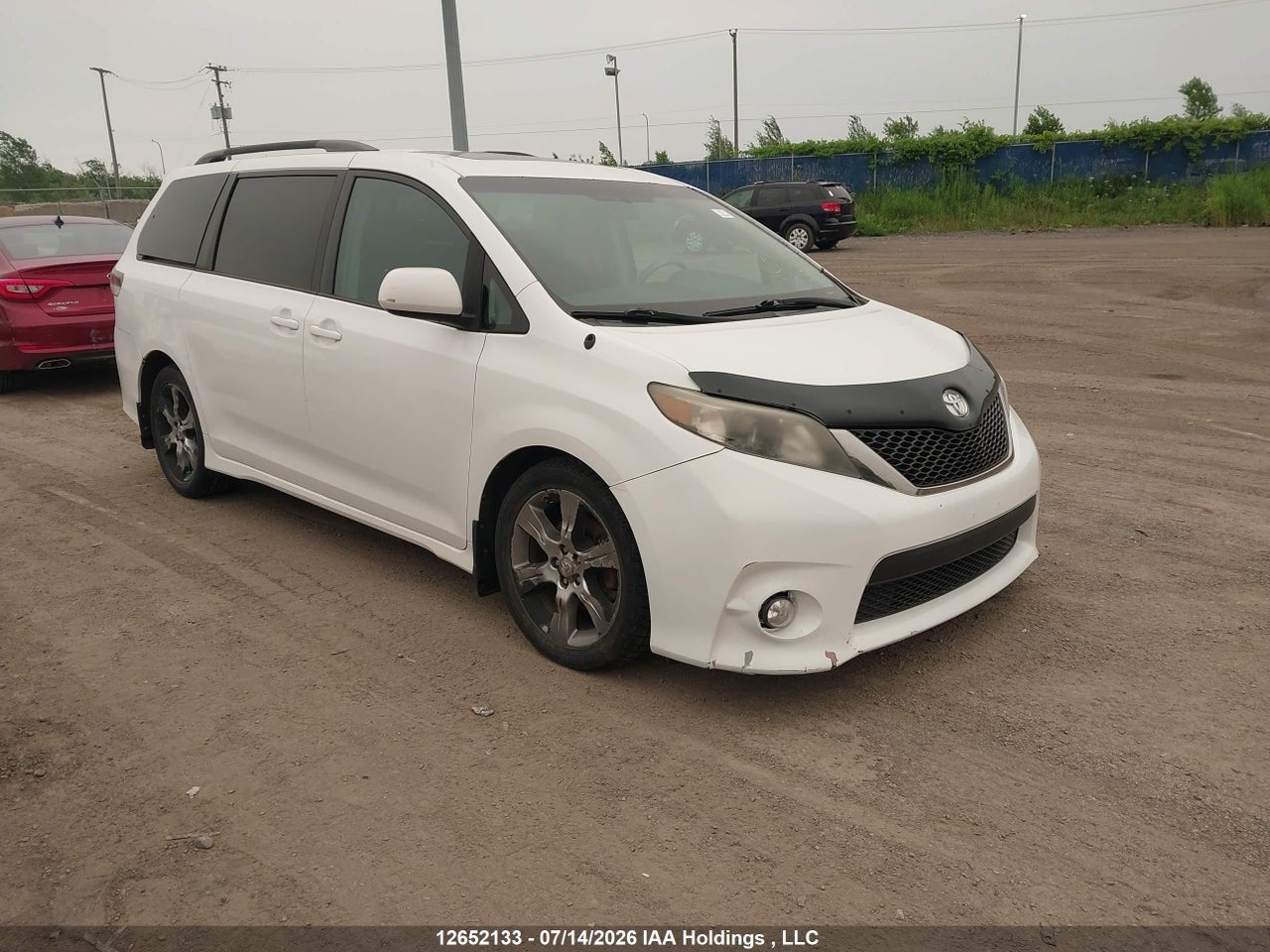 2012 TOYOTA SIENNA SE 8 PASSENGER thumbnail 2