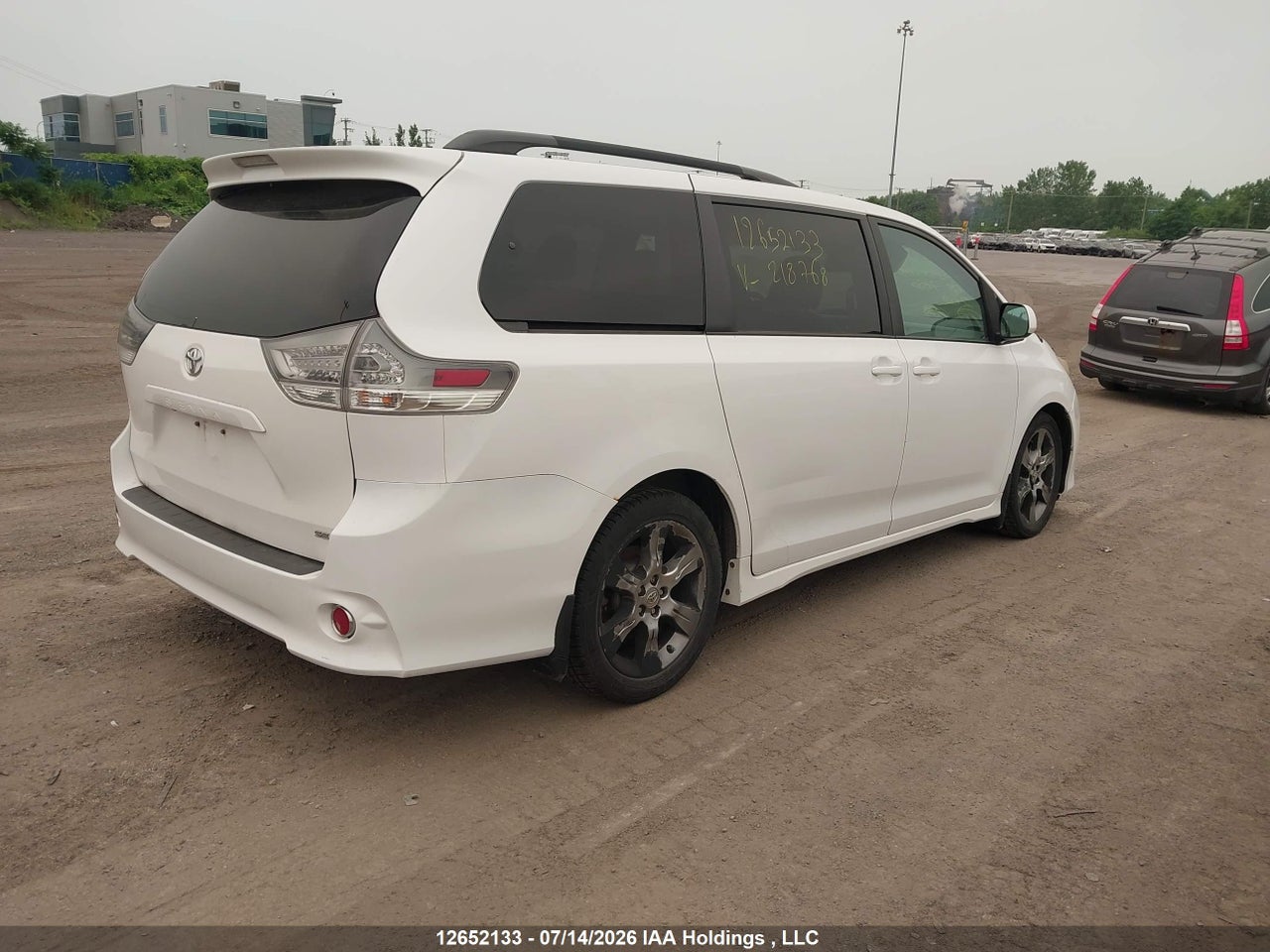 2012 TOYOTA SIENNA SE 8 PASSENGER thumbnail 5