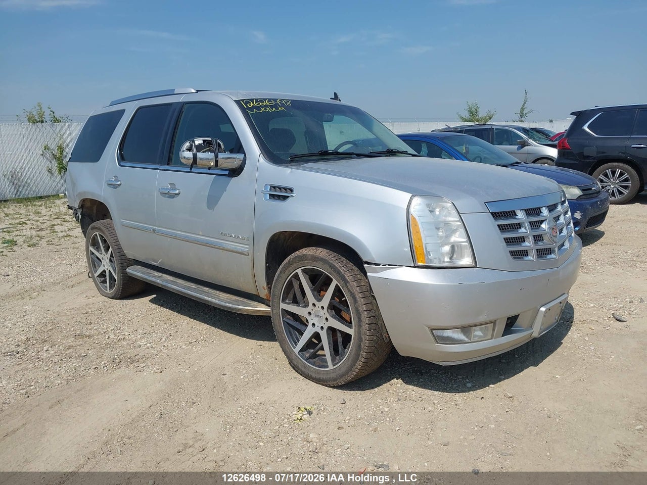 2013 CADILLAC ESCALADE thumbnail 4
