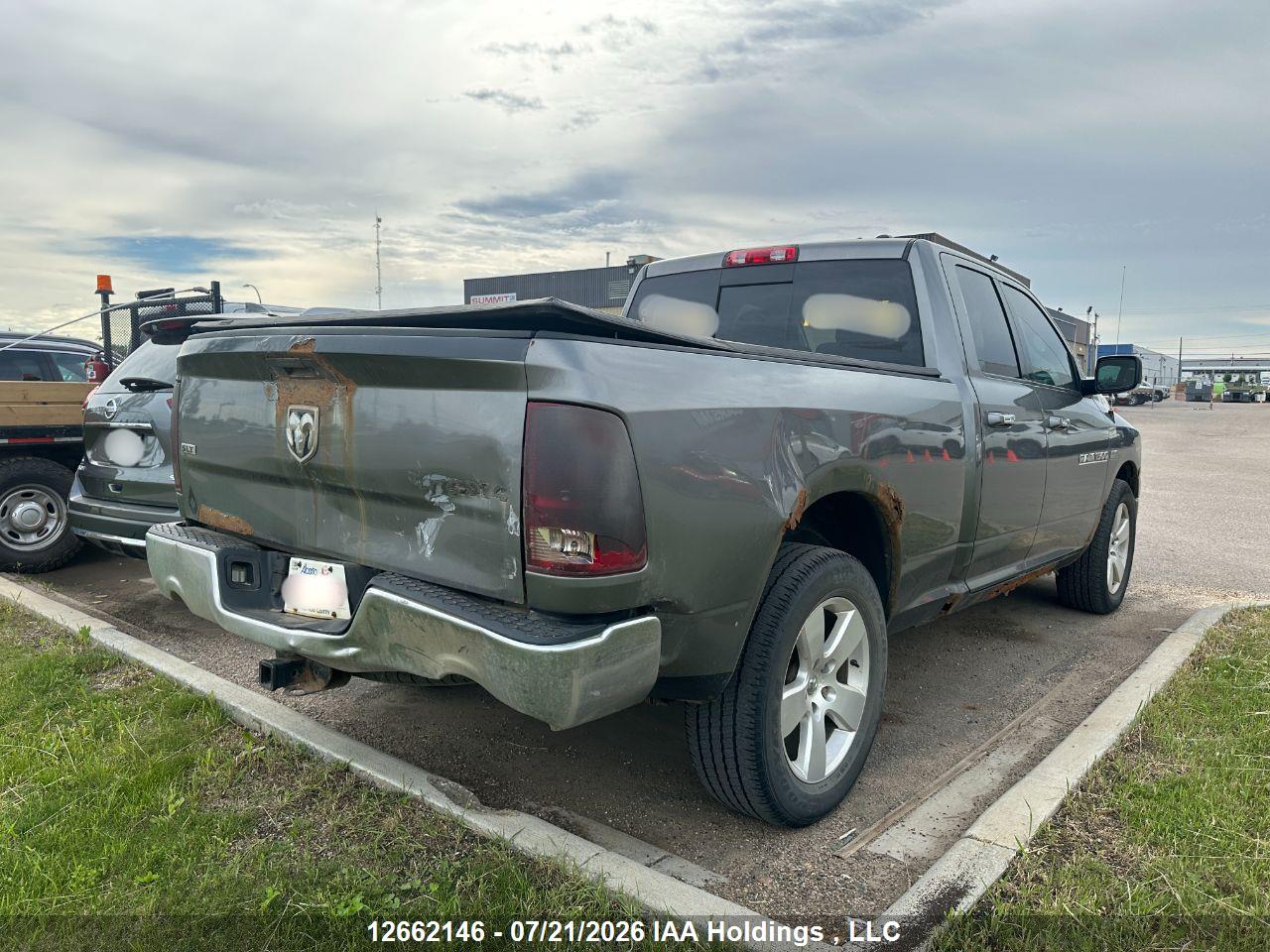2012 RAM 1500 SLT thumbnail 5
