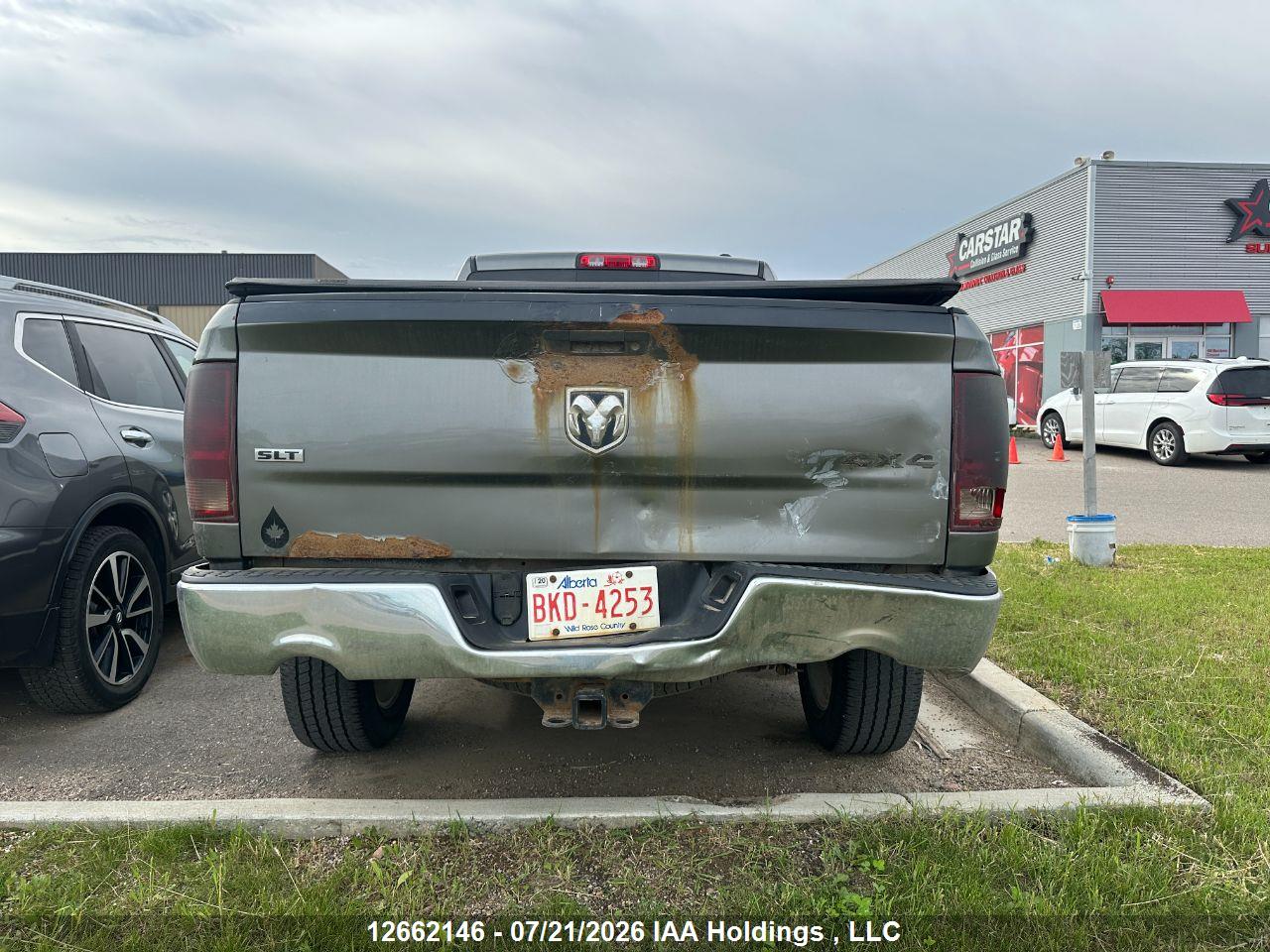 2012 RAM 1500 SLT thumbnail 6