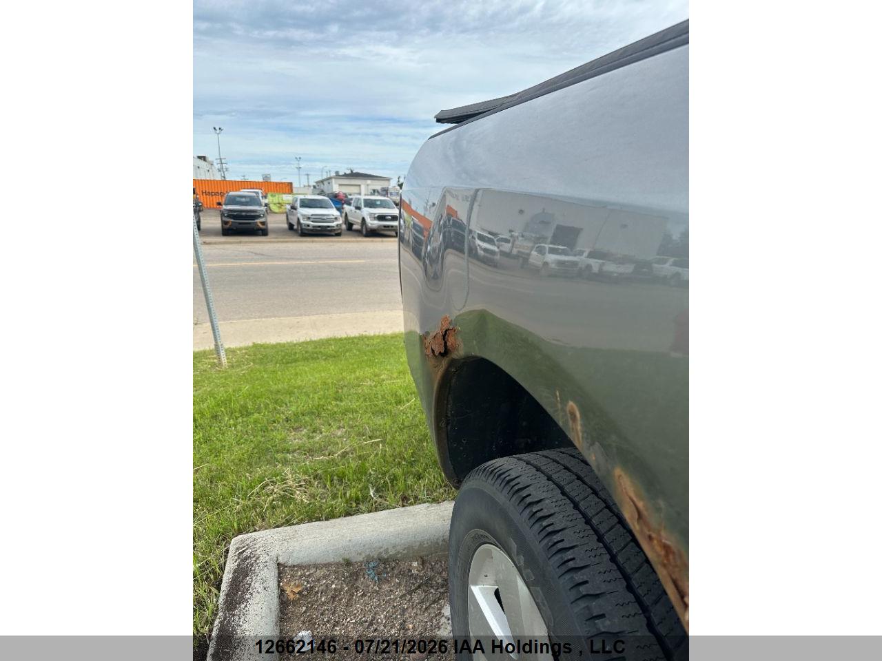 2012 RAM 1500 SLT thumbnail 8