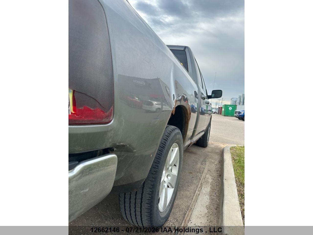 2012 RAM 1500 SLT thumbnail 9