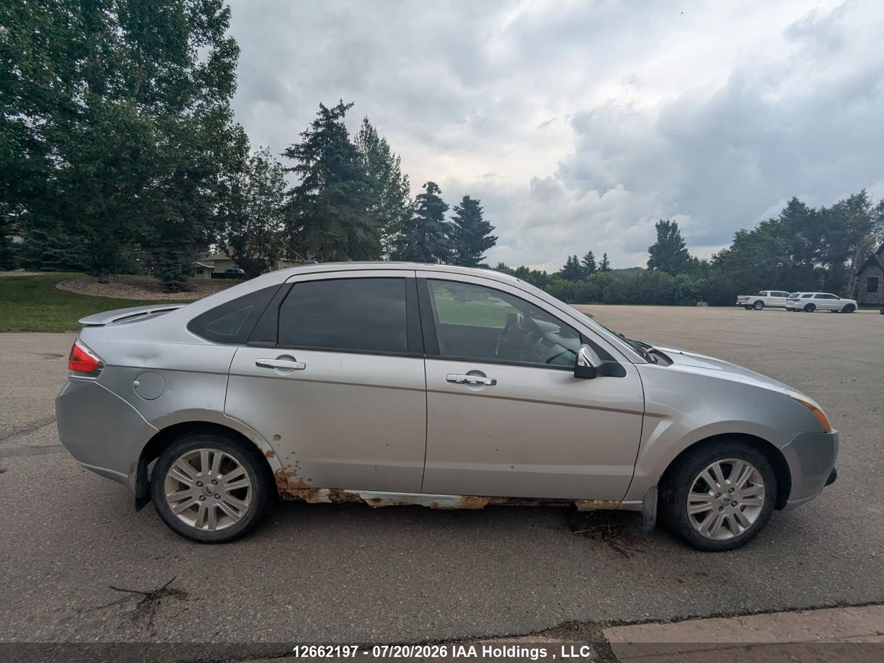 2010 FORD FOCUS thumbnail 3